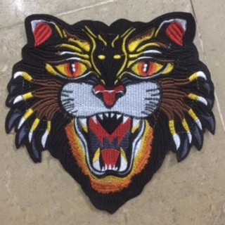 sticker thêu đầu sói