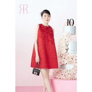 RẬP - Đầm Cổ Tròn Dán Hoa Không Tay - HAPPY 01