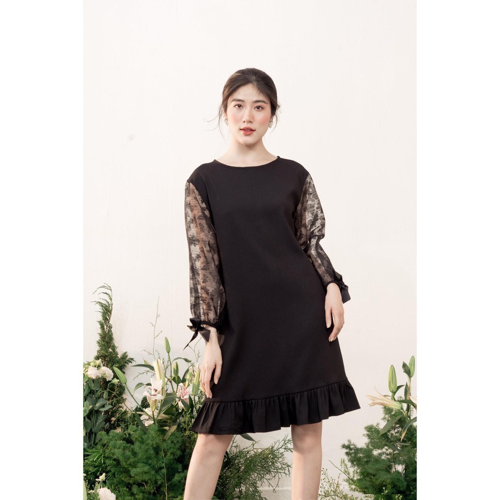 RẬP - Đầm Đen Trơn Tay Ren - LALA 3