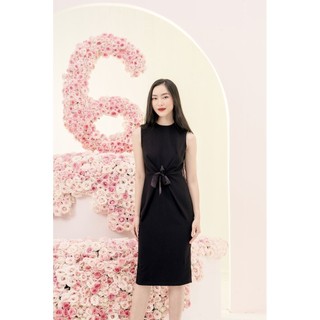 RẬP - Đầm Đen Xếp Ly Đính Nơ - LUX 02