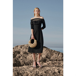  RẬP - Đầm Vai Ngang Tay Dày Hở Ngực Nhún - CRUISE 04 