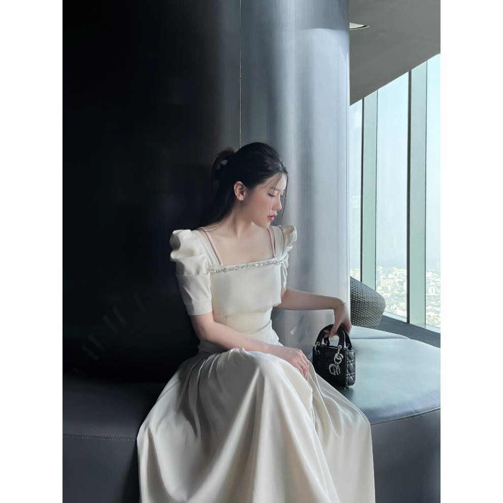 Váy Đầm Nữ Dáng Dài SOLEIL ROOM Tay Bồng Xếp Ly Cách Điệu Phối Đá Tiểu Thư LIA DRESS | BigBuy360 - bigbuy360.vn