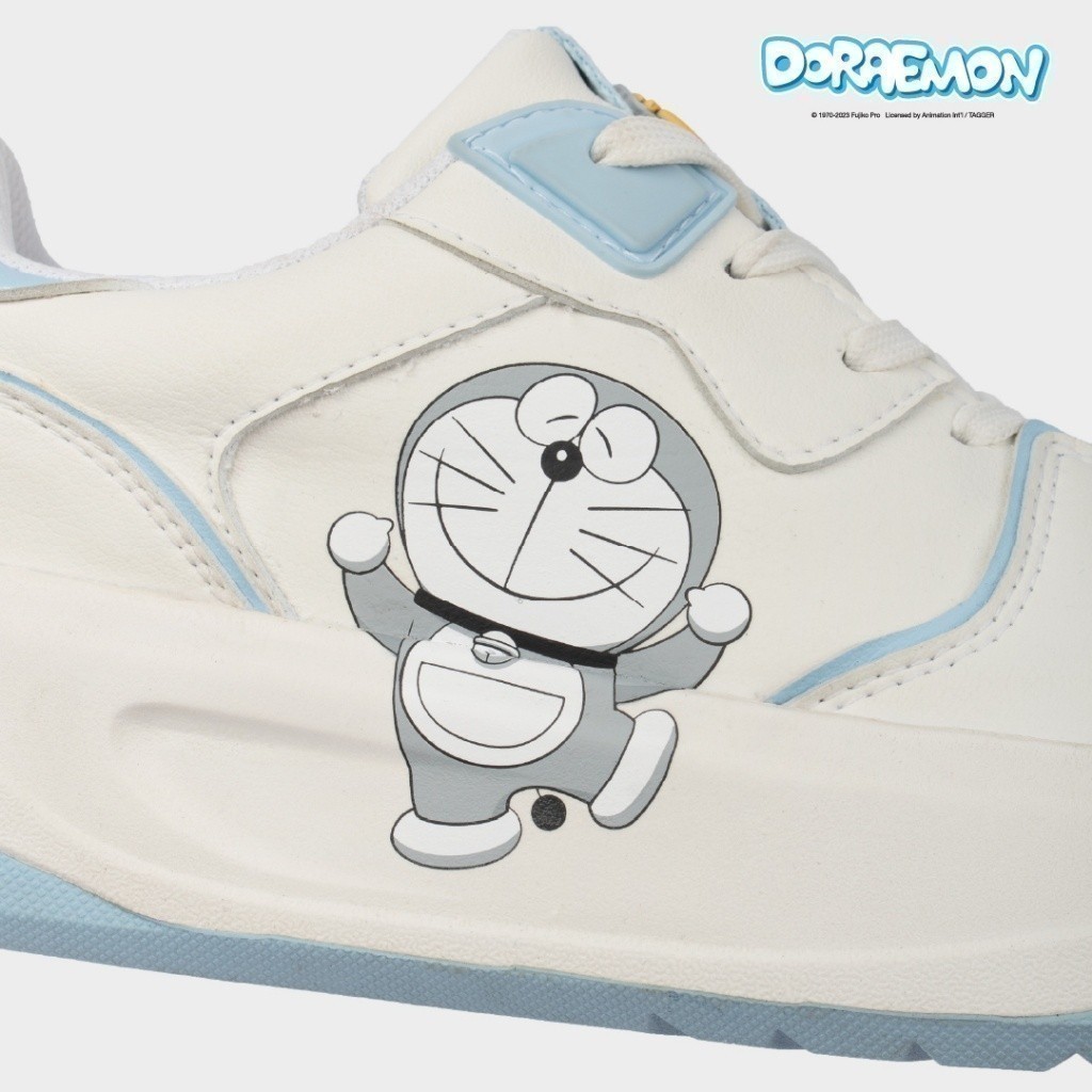 Giày Sneaker Nam Nữ SHONDO Classic 2 Doraemon Trắng Xanh, Êm Ái Thời Trang Thích Hợp Đi Học, Đi Chơi SND0330