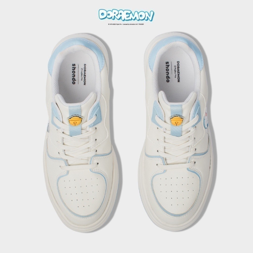 Giày Sneaker Nam Nữ SHONDO Classic 2 Doraemon Trắng Xanh, Êm Ái Thời Trang Thích Hợp Đi Học, Đi Chơi SND0330