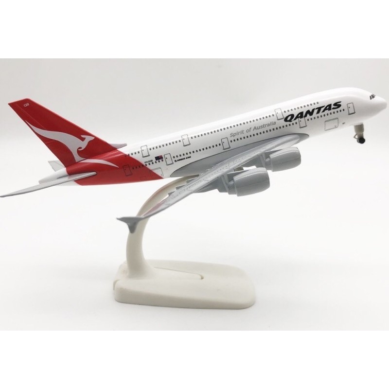 Mô Hình máy bay Qantas 20cm