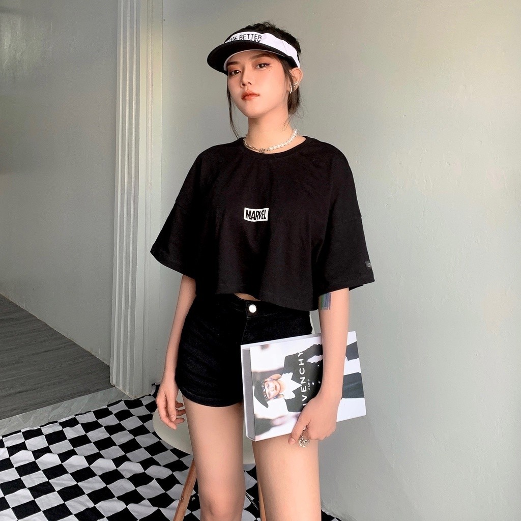 Áo Thun BOO Nữ Dáng Croptop Vải Cotton Cao Cấp In Logo Marvel Phong Cách Gen Z