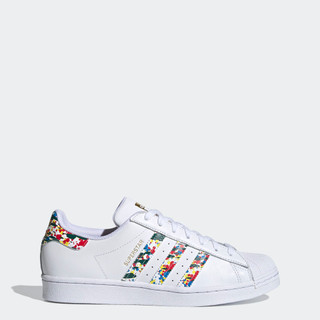 adidas Phong cách sống Giày Superstar Unisex trắng FX5540