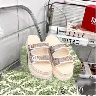 Dép lê nữ 2 quai ngang dán GG đế cao 5cm hàng chuẩn quảng châu