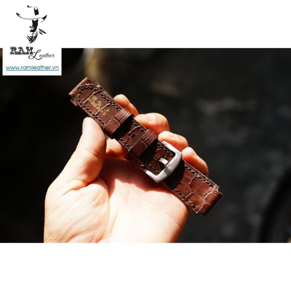 DÂY DA BÒ VÂN CÁ SẤU NÂU CHO CASIO AE 1200 / SEIKO 5/ ORIENT SK - CHÍNH HÃNG RAM LEATHER . *