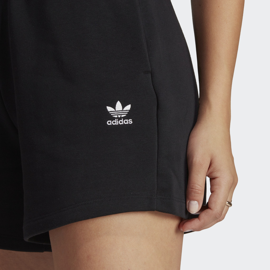 adidas Phong cách sống Quần Short Vải Thun Da Cá Essentials Adicolor Nữ Đen IA6451