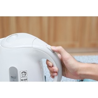 Bình siêu tốc Panasonic 1.7 lít NC-GK1WRA