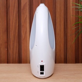 Đèn sạc Comet CRL3106