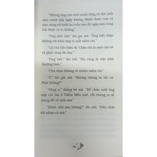 Sách - Ông già và biển cả (bìa mềm ) - MT