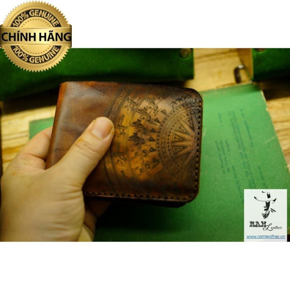 VÍ ĐỨNG TRỐNG ĐỒNG VEGTAN  MEDIUM BROWN - CHÍNH HÃNG R A M .