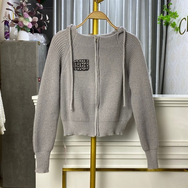 áo khoác len miumiu