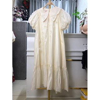 váy cổ điệu đính đá