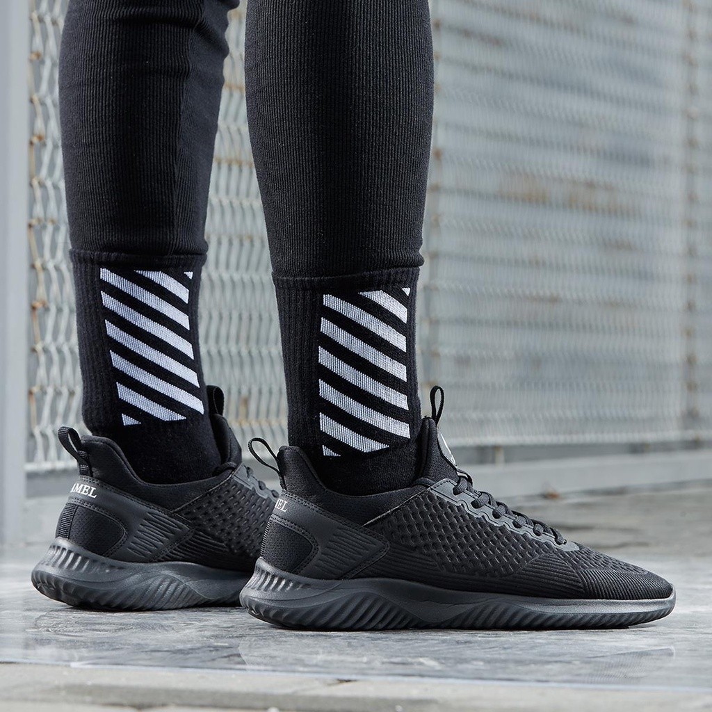 Giày sneaker chạy bộ OutPro siêu nhẹ thông thoáng năng động cho nam