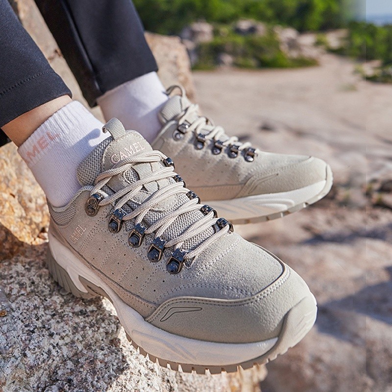 Giày leo núi OutPro siêu nhẹ chống trượt chân tiện dụng thời trang dành cho nữ