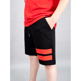 Quần short da cá đen in 2 sọc đỏ
