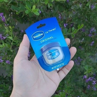 Sáp Dưỡng Môi Vaseline Lip Therapy Original 7g