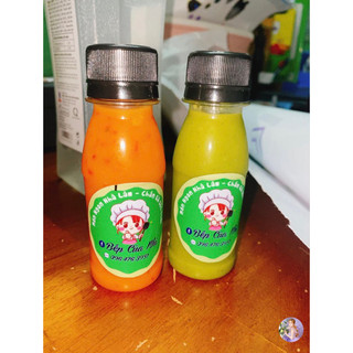 1 chai nhựa 100ml kèm nắp đựng sốt đựng nước chấm, đựng muối nắp a trắng đen
