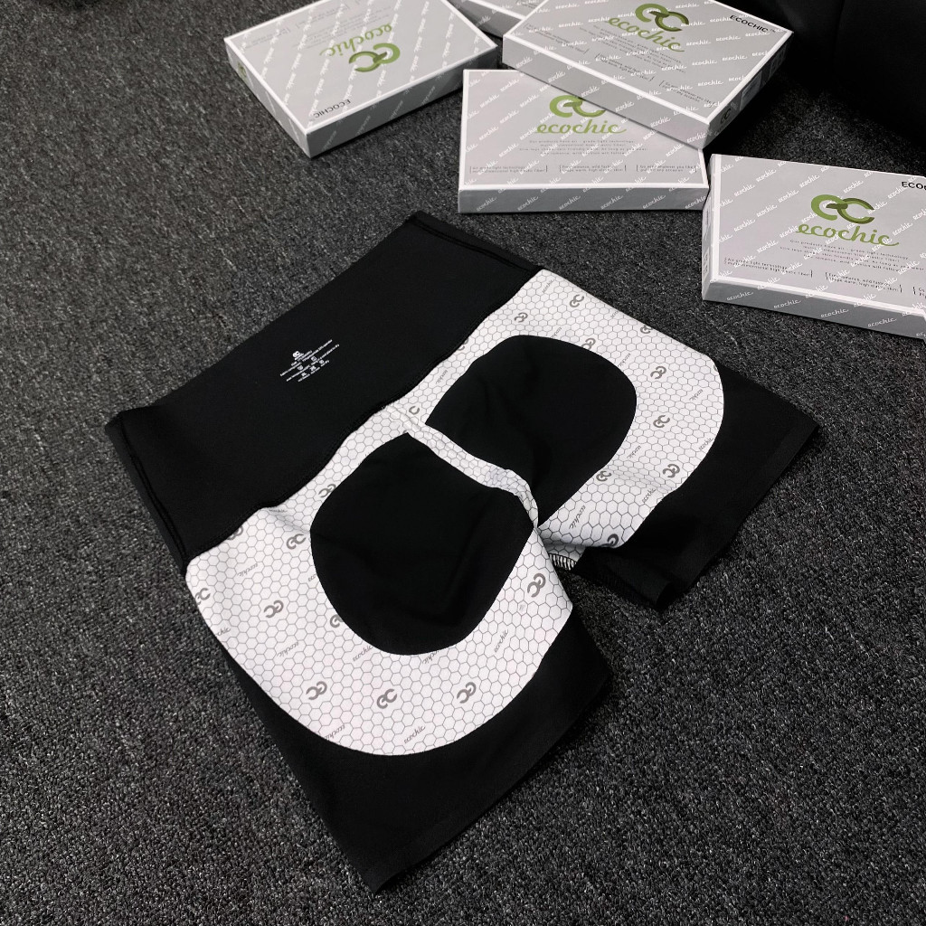 Quần legging ngố ECOCHIC nữ cạp cao gen bụng tập gym yoga chất liệu su đúc định hình nâng mông A688 | BigBuy360 - bigbuy360.vn