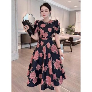 (HÀNG NHẬP ) VÁY ĐẦM DÁNG DÀI XOÈ ĐÍNH ĐÁ LUNG LINH ( CC 4700424)