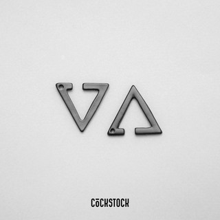 TRIANGLE EARCUFF ( giá 1 chiếc)
