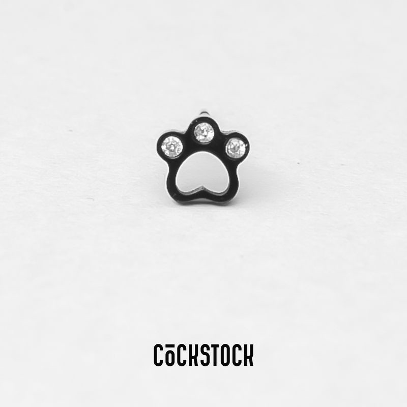 THREE BLINK HEART EARRING ( giá 1 chiếc )