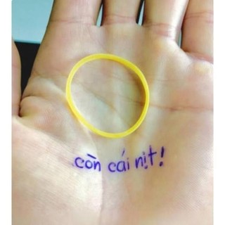 còn cái nịt
