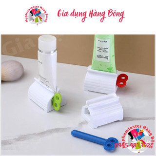 Dụng cụ nặn kem đánh răng vặn đáy