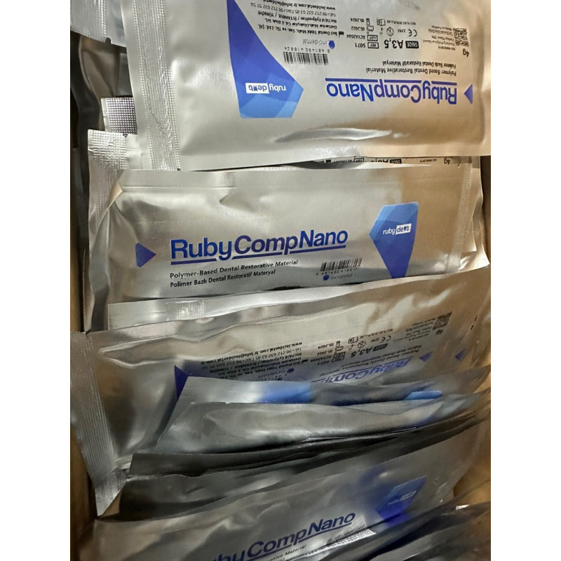 Composite Ruby đặc 4g chuyên trám răng hoặc nâng khớp Thổ Nhĩ Kỳ