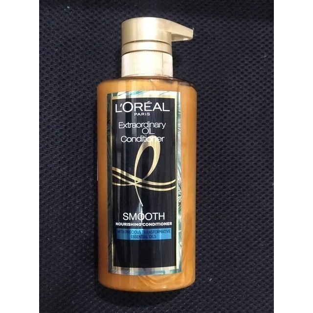 Dầu xả dưỡng tóc suôn mượt tóc cao cấp L'Oreal Paris Extraordinary Oil Smooth 440ml