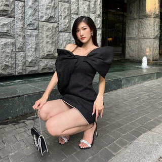COCO SIN - Đầm Tapta Đen Nơ