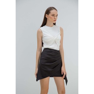 COCOSIN -Chân Váy Mini Đen Xếp Ly