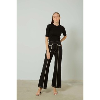 COCOSIN - Áo Đen Cổ Lọ Basic