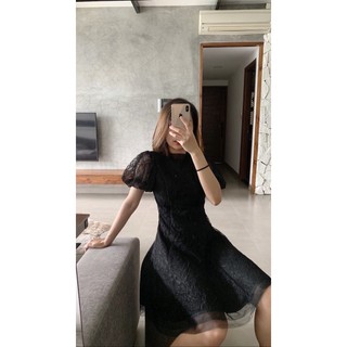 COCO SIN -Đầm Ren Đen Tay Phồng