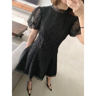 COCO SIN -Đầm Ren Đen Tay Phồng
