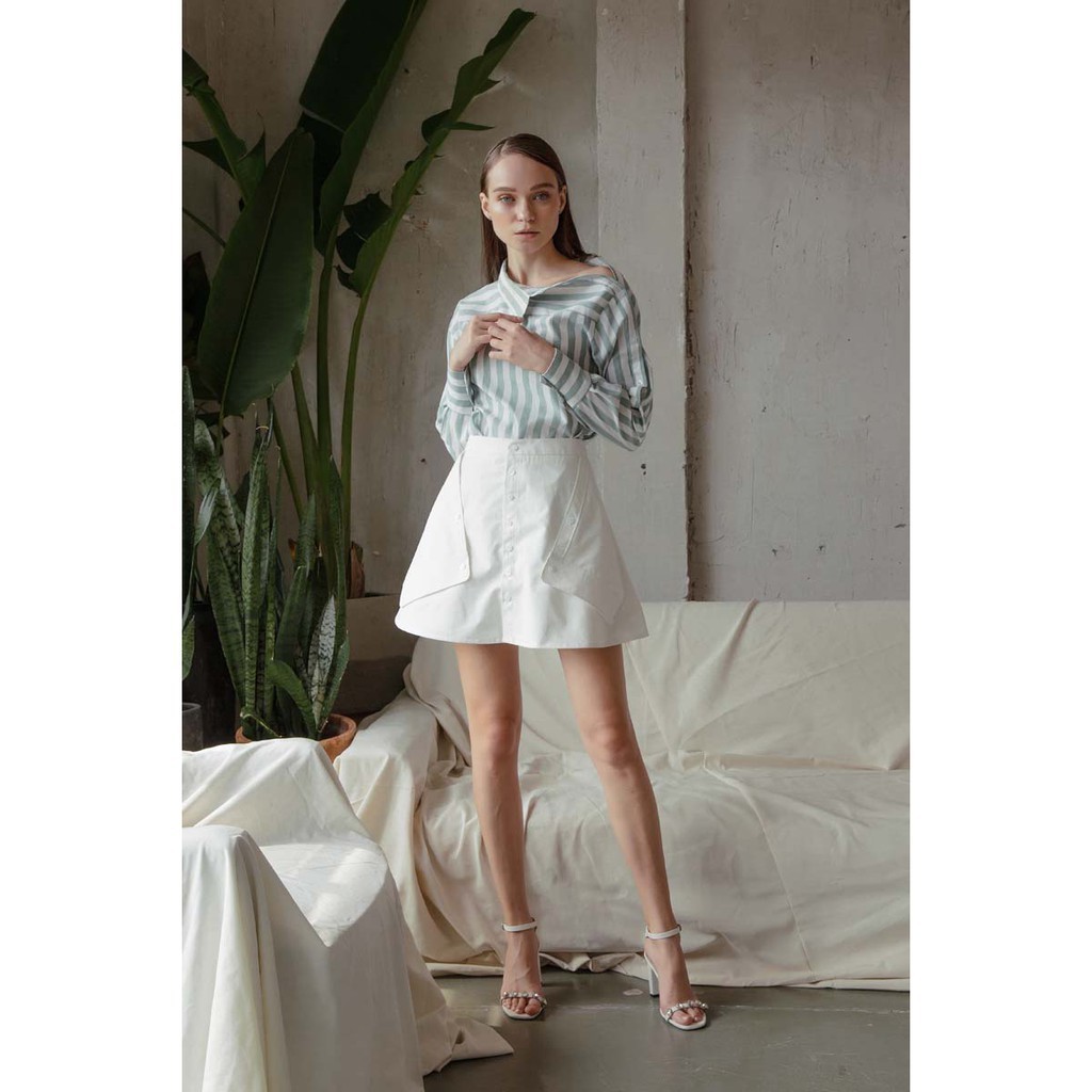 COCO SIN - Váy Mini Trắng Phối Tay Áo