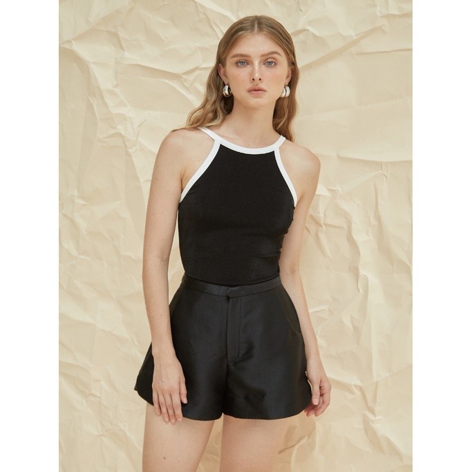 COCO SIN - Quần Short Đen Tapta