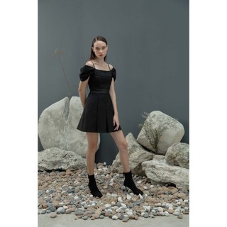 COCO SIN - Đầm Trẹt Vai Đen Viền Da