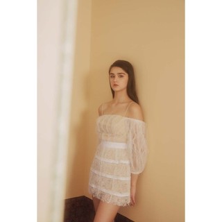 COCO SIN - Đầm Ren Trắng Mini Rớt Vai