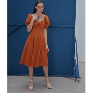 Coco sin - đầm cam tay phồng