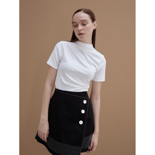 COCO SIN - Chân Váy Mini Đen Viền Chỉ Đính Nút