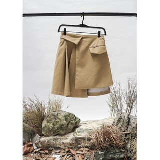 COCO SIN - Chân Váy Mini Kaki Xếp Ly