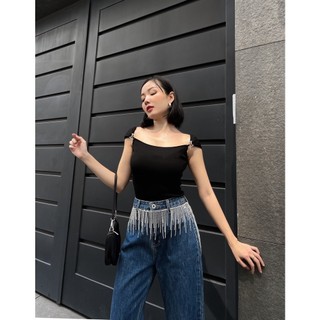 COCO SIN - Bodysuit Thun Đen Trẹt Vai Phối Khoen
