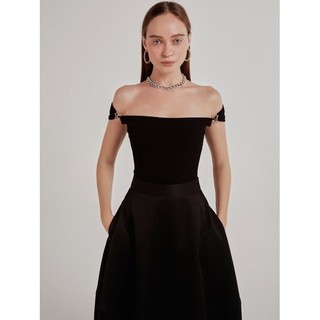 COCO SIN - Bodysuit Thun Đen Trẹt Vai Phối Khoen