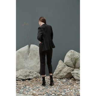 COCO SIN - Áo Vest Đen Viền Chỉ