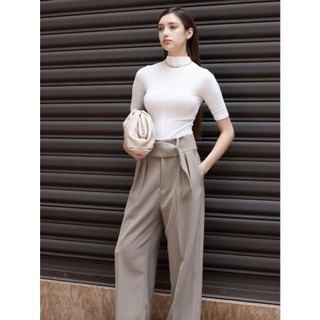 Coco sin - áo thun trắng tay lỡ cổ lọ