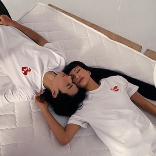 COCO SIN - Áo Thun Trắng Love